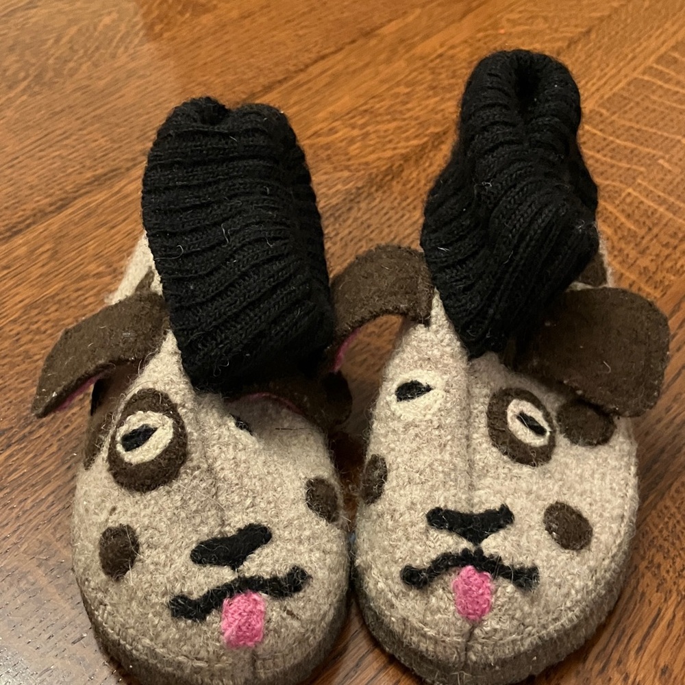Garnet Hill Adorable Puppy Wool Toddler Slippers